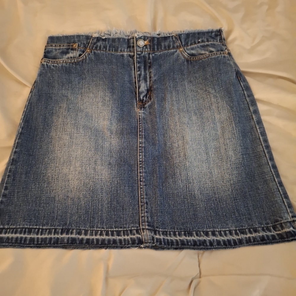 Faded Glory Women's Denim Blue Distressed A-line Mini Skirt - Picture 3 of 5